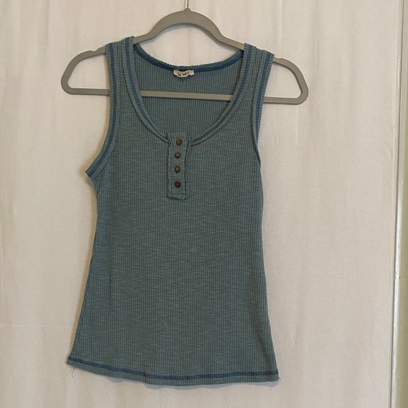 Blue Sleeveless Ribbed Top - Picture 1 of 6